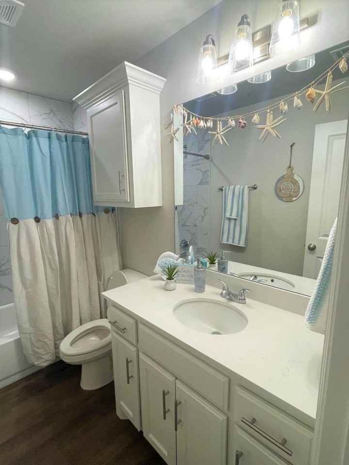 233 Spirit Dr - Photo 7 of 44