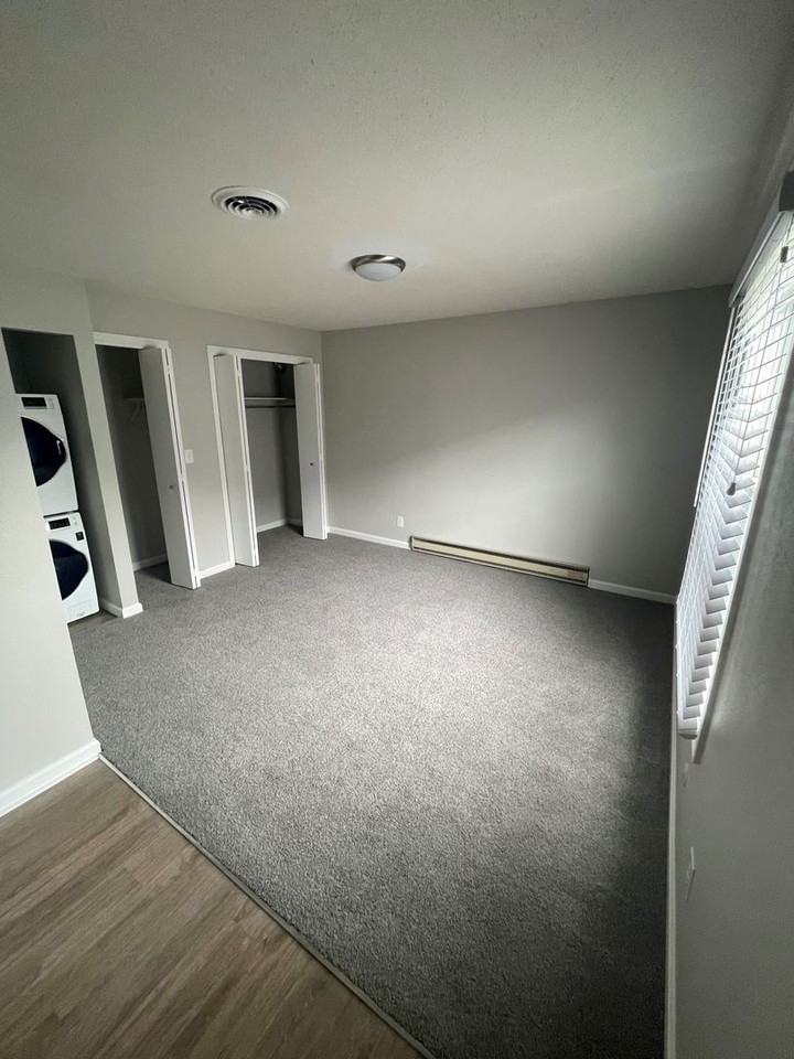 305-311 Birch Street - Photo 6 of 12