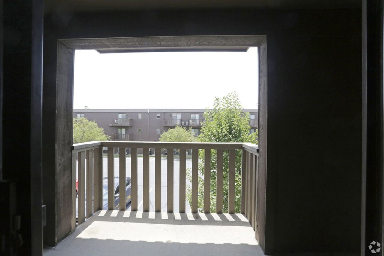 West Mound Apartments - Photo 6 of 15