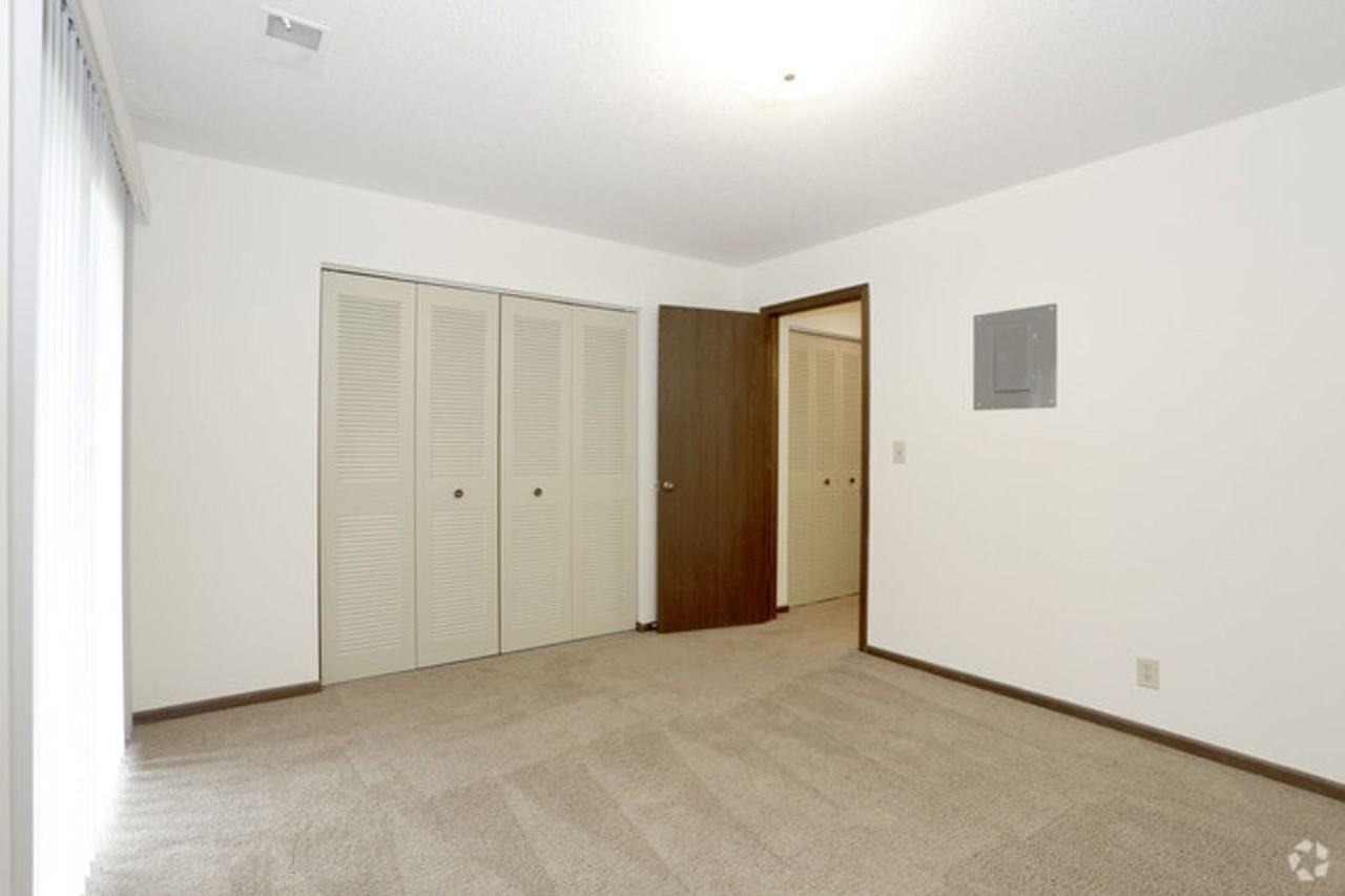 West Mound Apartments - Photo 3 of 30