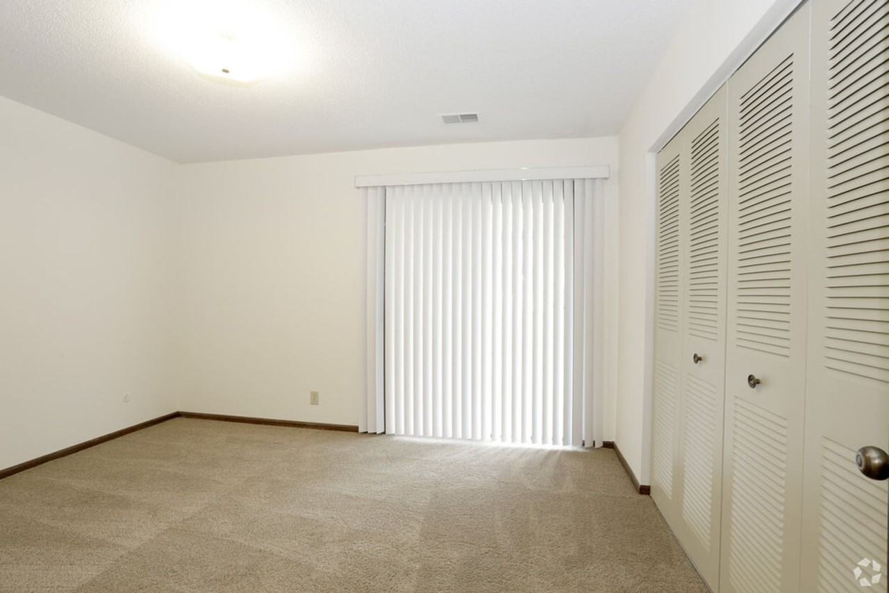 West Mound Apartments - Photo 4 of 15