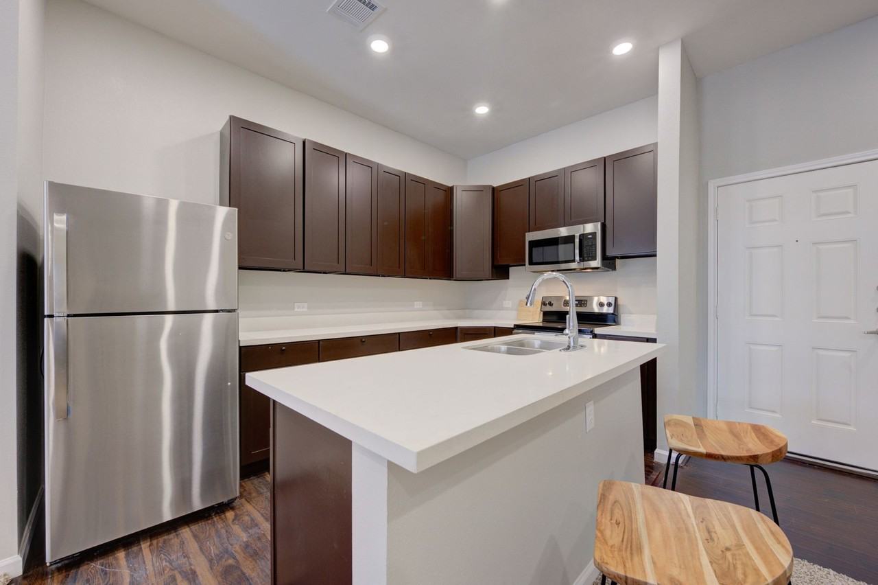 South Mountain Apartments 2301 N Frazier St, Conroe, TX 77303 Zumper