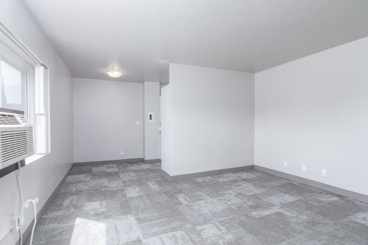 The Lee Apartments - Photo 7 of 47