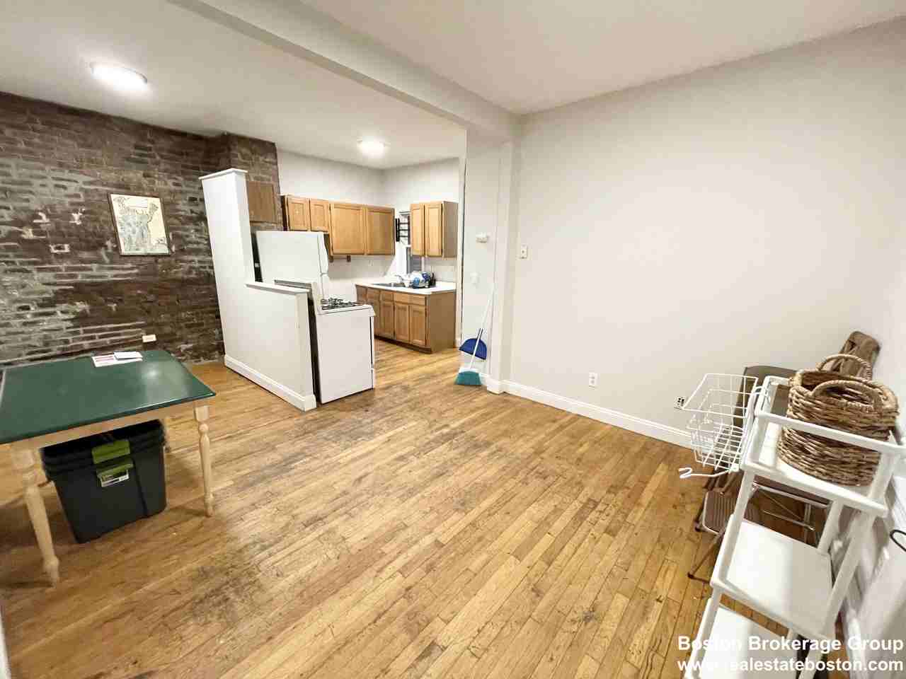 733 Parker St #1 - Photo 2 of 8