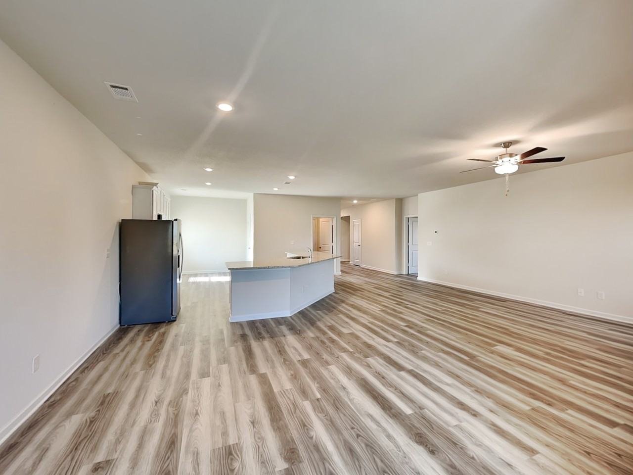 1201 Fendt Dr - Photo 2 of 15