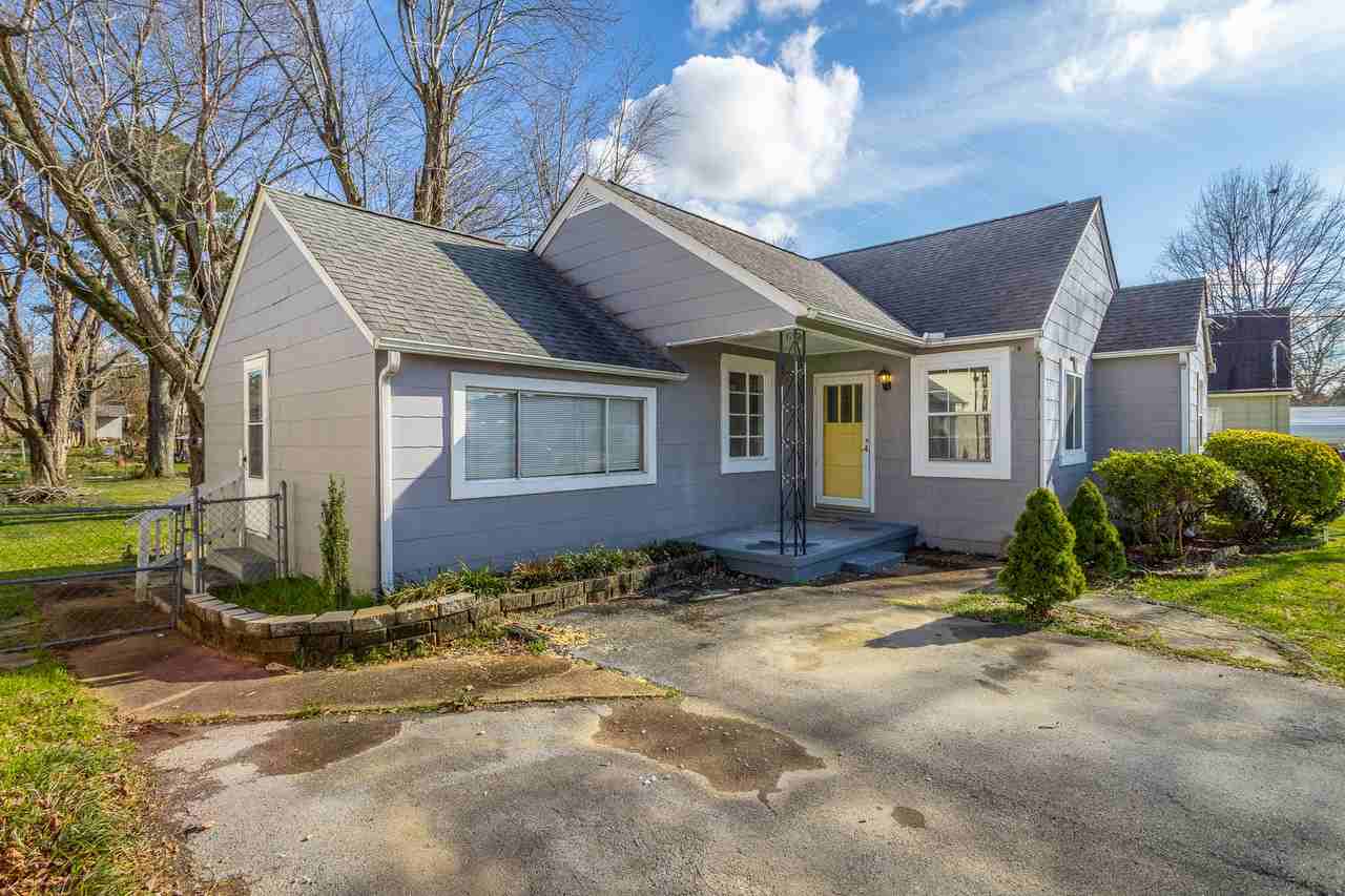 210 Chickamauga Rd - Photo 2 of 35