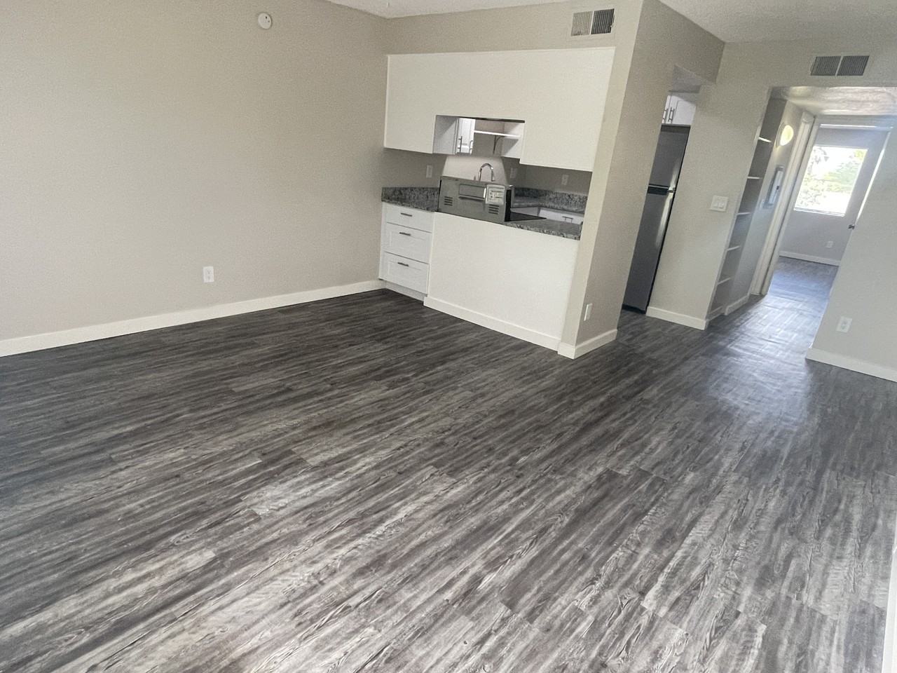 105 E 2Nd St - Photo 2 of 16