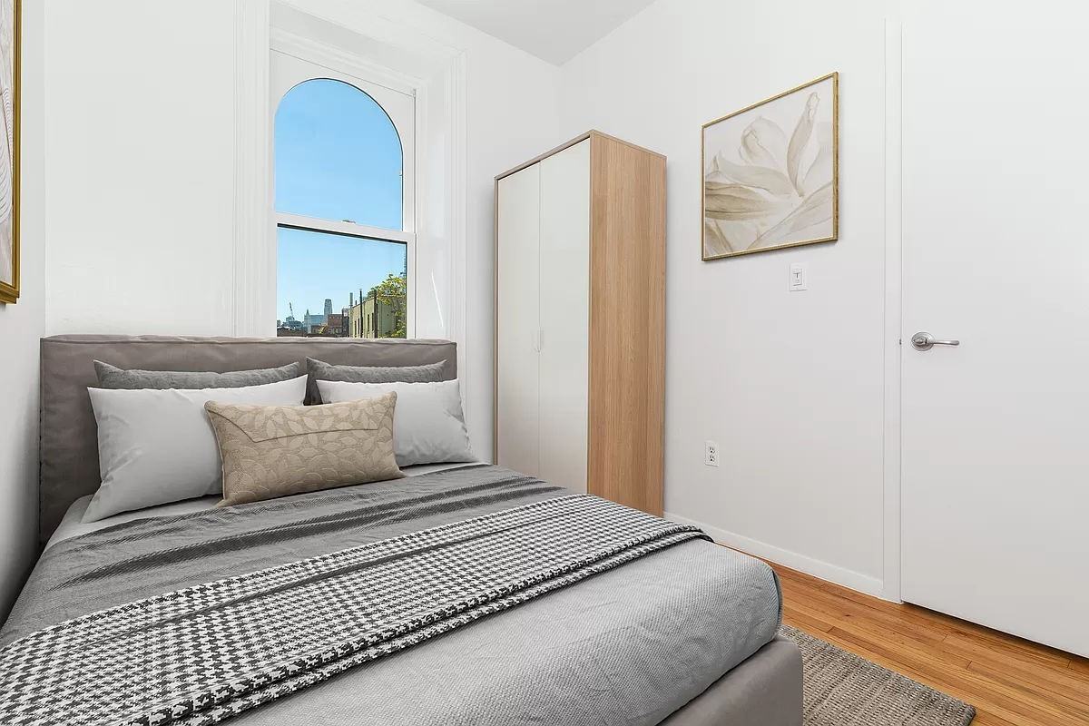 400 E 53rd St #3A3B - Photo 5 of 6