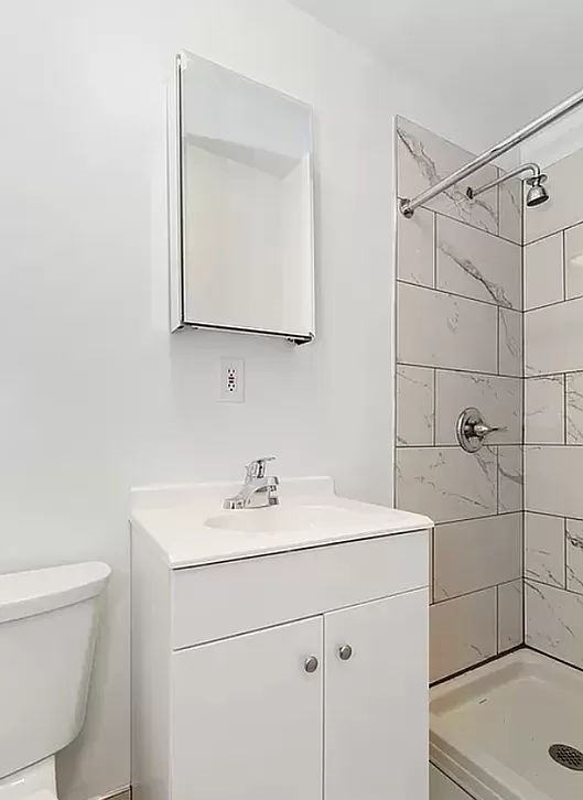 400 E 53rd St #3A3B - Photo 6 of 6