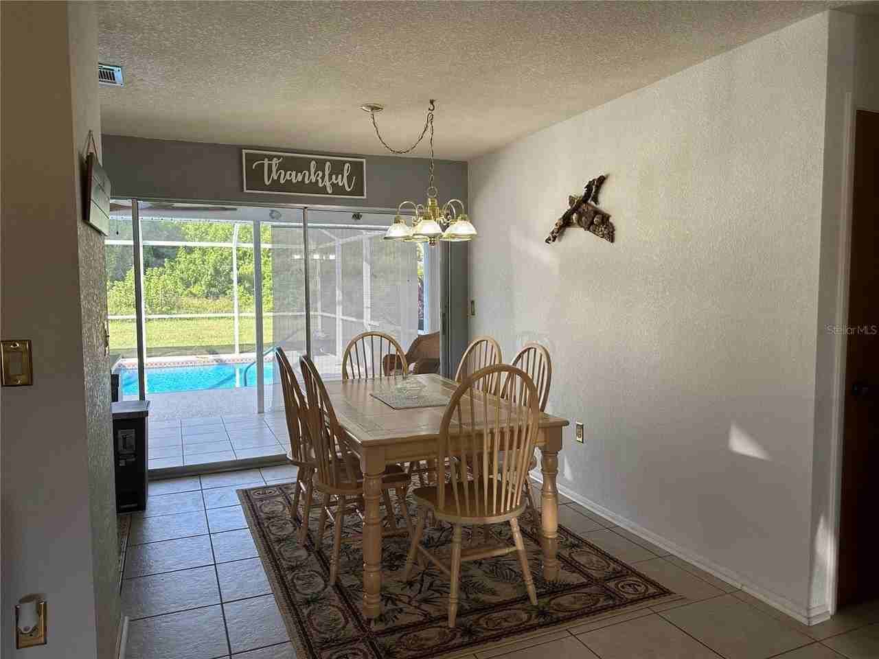 18625 Alphonse Cir - Photo 4 of 21