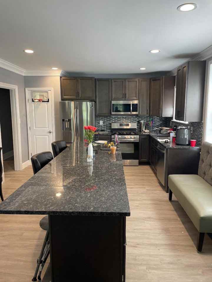 7250 Pershing Ave #1 - Photo 5 of 10
