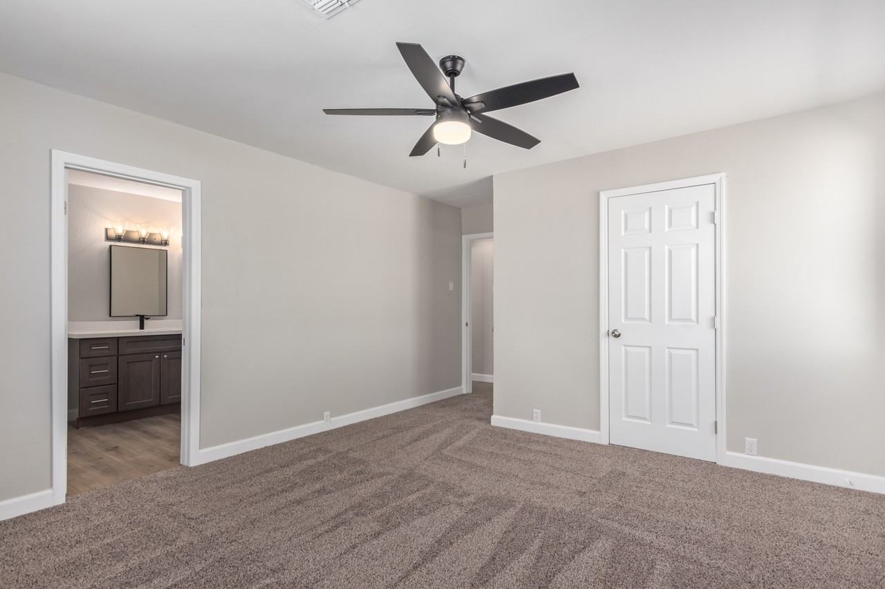 7525 W Lake Erie Dr #1 - Photo 7 of 11