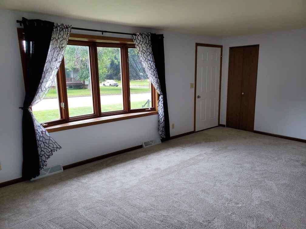 1601 Sherman Avenue - Photo 2 of 11