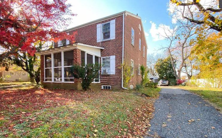 2886 Quakerbridge Road #1 - Photo 2 of 9