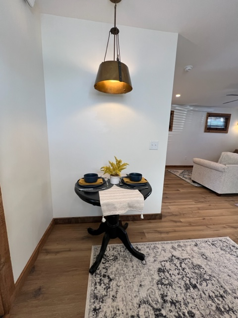 109 1/2 S F St - Photo 3 of 18