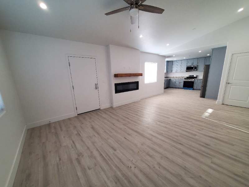 138 N Mildred Ave - Photo 3 of 19