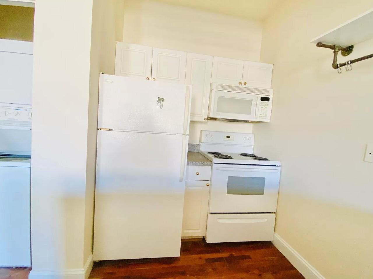 19 West Preston Street #302 - Photo 3 of 15