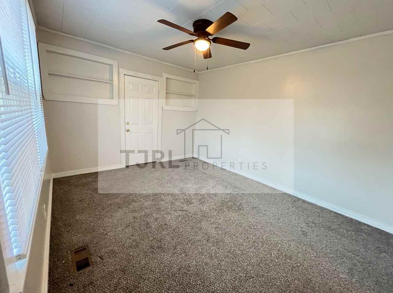 809 S 11th St #NA - Photo 3 of 6