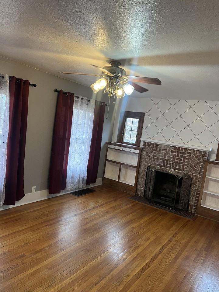 3715 Warren Ave #1 - Photo 3 of 16