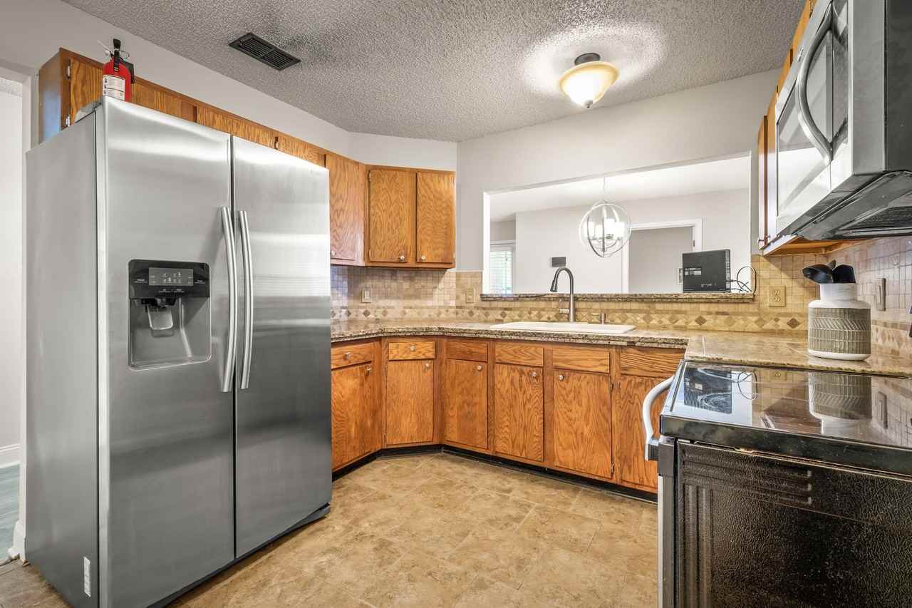 Kingston St - Photo 3 of 12