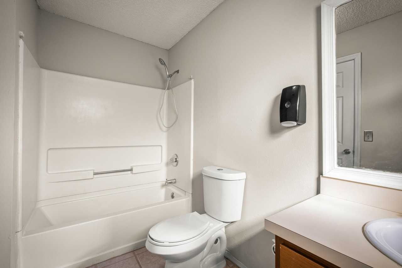 Kingston St - Photo 2 of 12