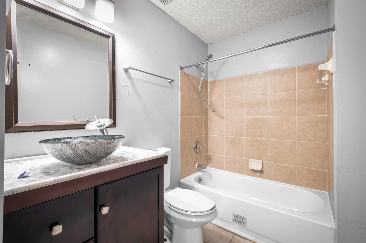 Kingston St - Photo 6 of 12