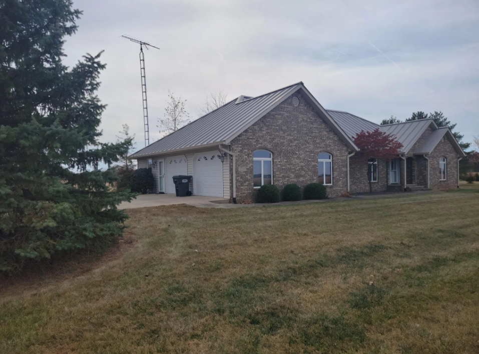 2467 W 200 N #1 - Photo 2 of 30