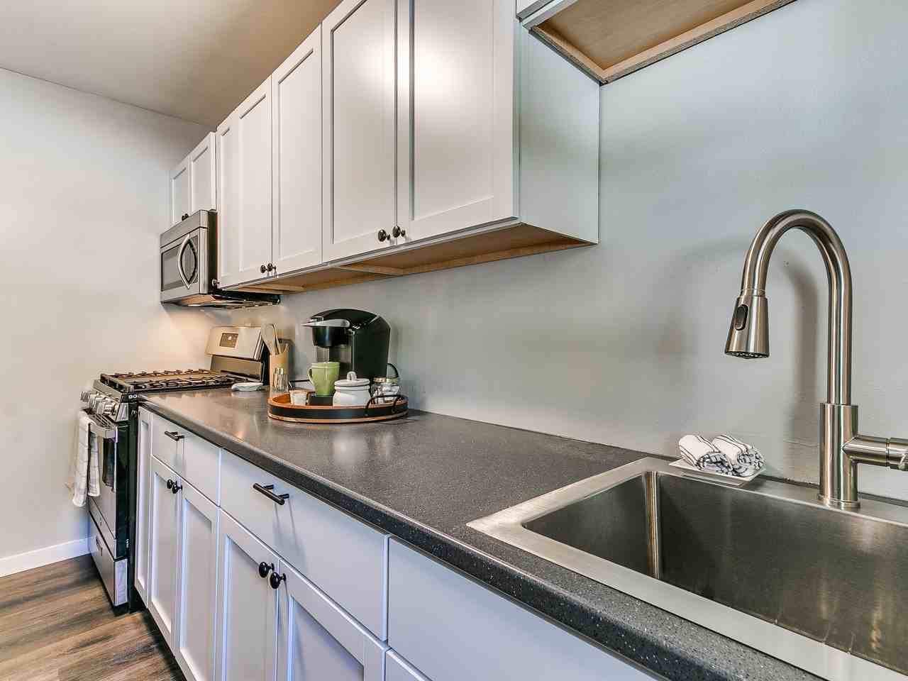 1404 Crescent St #1 - Photo 3 of 21