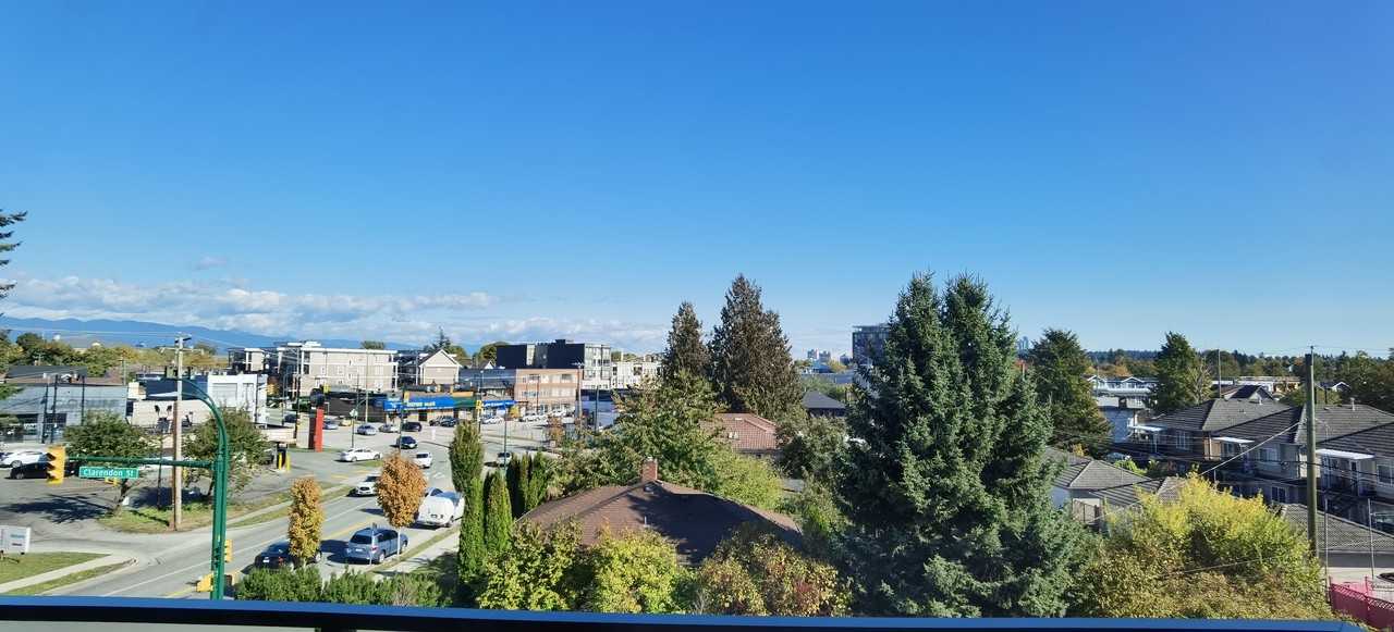 4933 Clarendon Street #312 - Photo 2 of 23