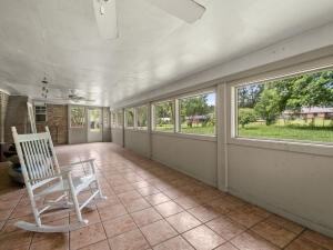 1209 Mohawk Street - Photo 2 of 11