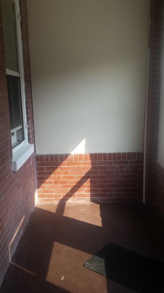 2315 W 2nd St - Photo 3 of 13