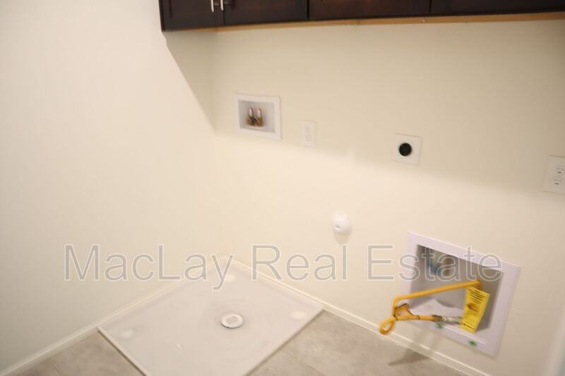 10676 W Golson Dr - Photo 4 of 17