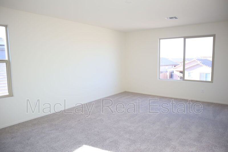 10676 W Golson Dr - Photo 7 of 17