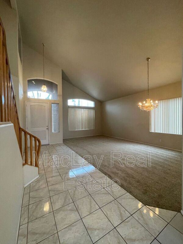 7140 E Medina Ave - Photo 7 of 30