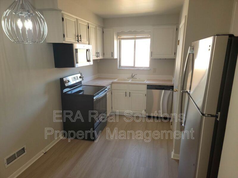 3005 Snow Rd Uppr - Photo 2 of 15