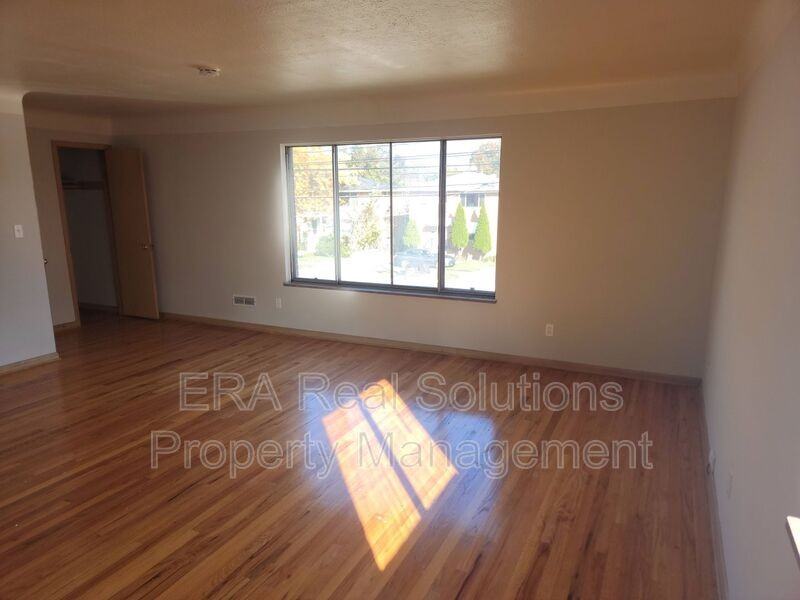 3005 Snow Rd Uppr - Photo 3 of 15