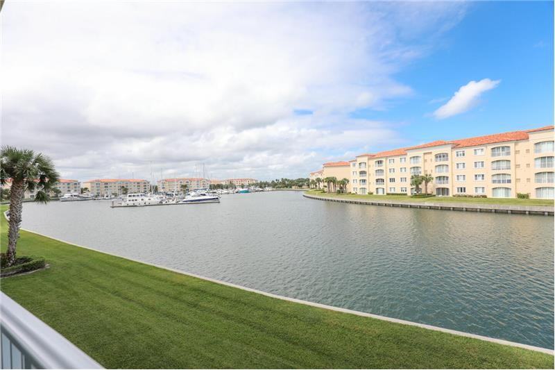 17 Harbour Isle Dr W #206 - Photo 3 of 47