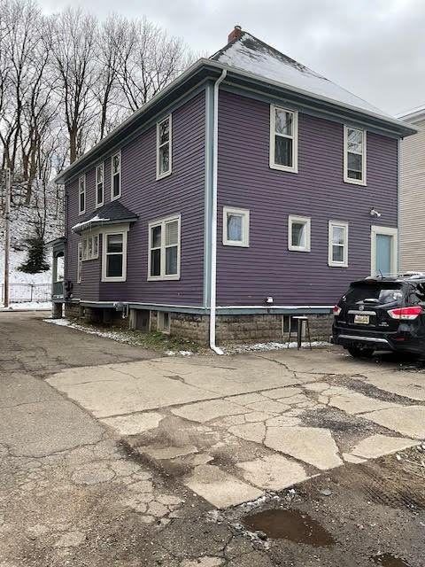 942 Bellevue Pl - Photo 2 of 17