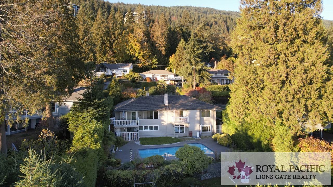 3250 Westmount Road - Photo 3 of 21