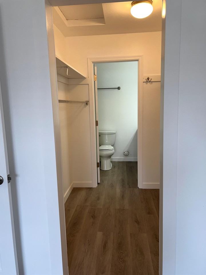 210 Noble St #1 - Photo 5 of 14