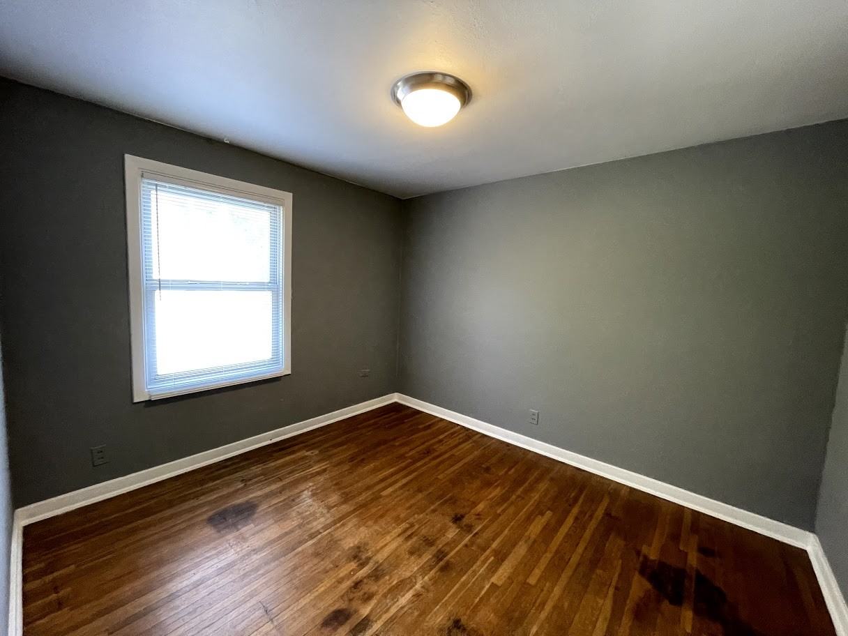 221 Madison St #1 - Photo 6 of 7
