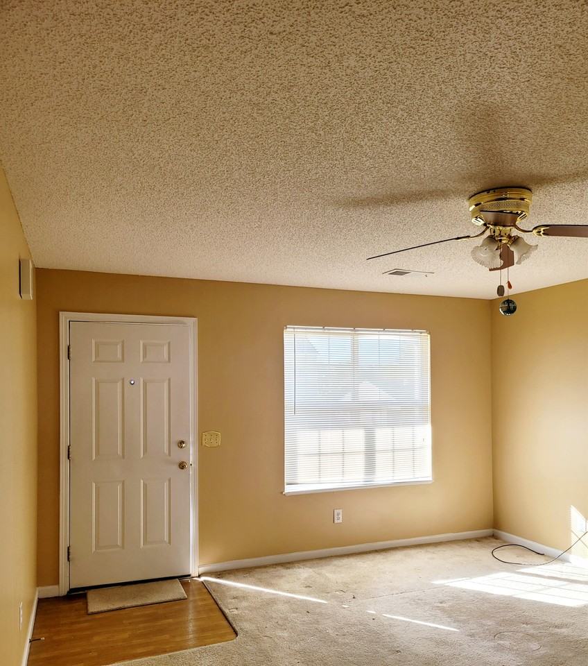 7 Sterling Ridge Ct #1 - Photo 3 of 17