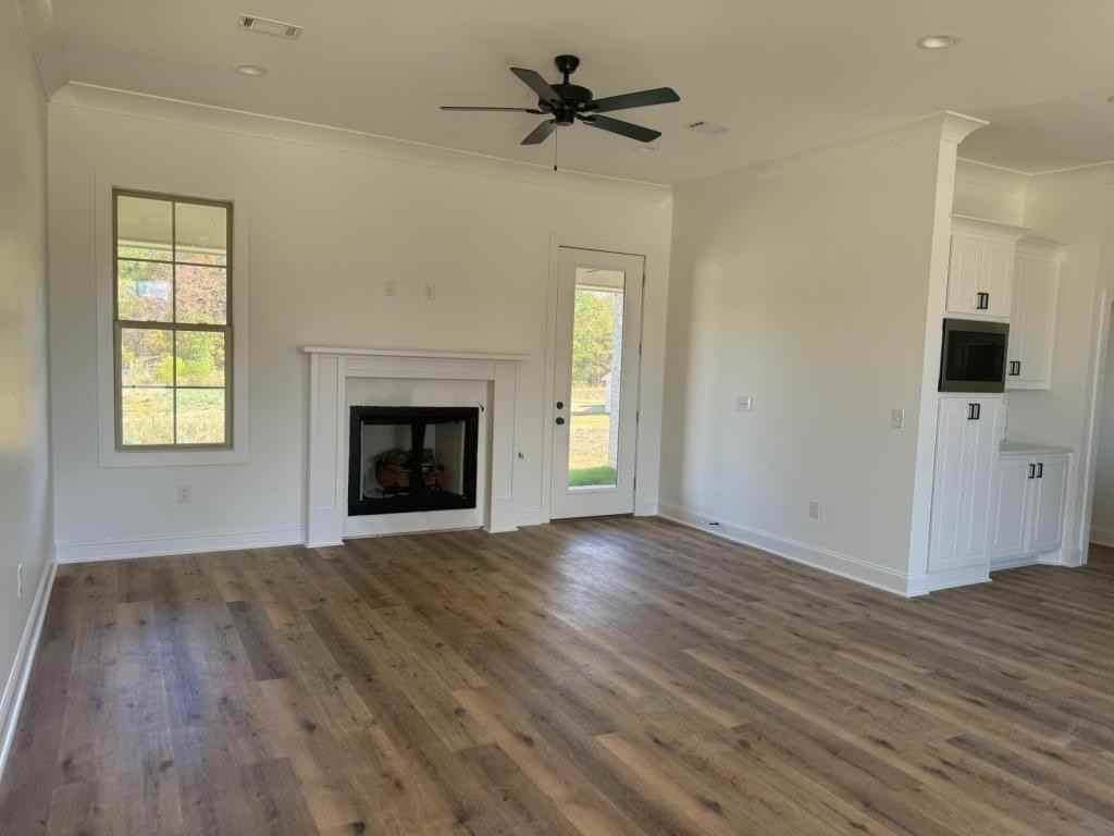 306 Willow Way - Photo 2 of 20