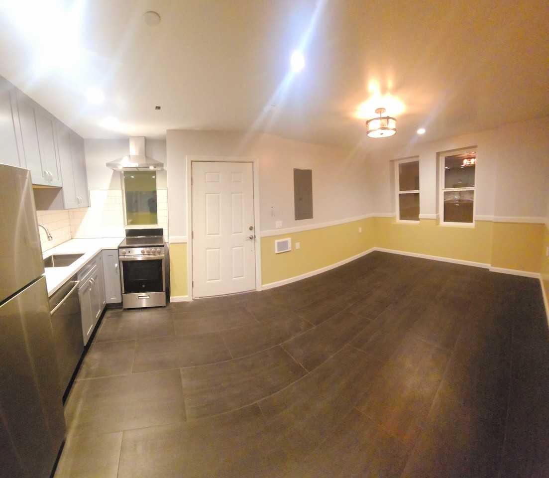 983 Capp St #B - Photo 6 of 9