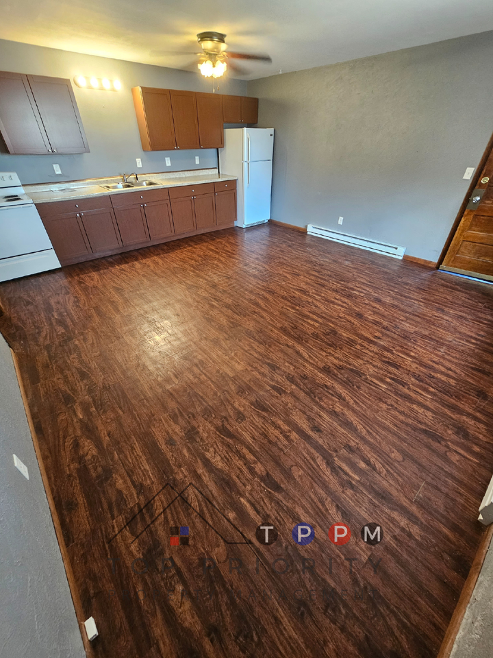 258 Broadway St #5 - Photo 2 of 8