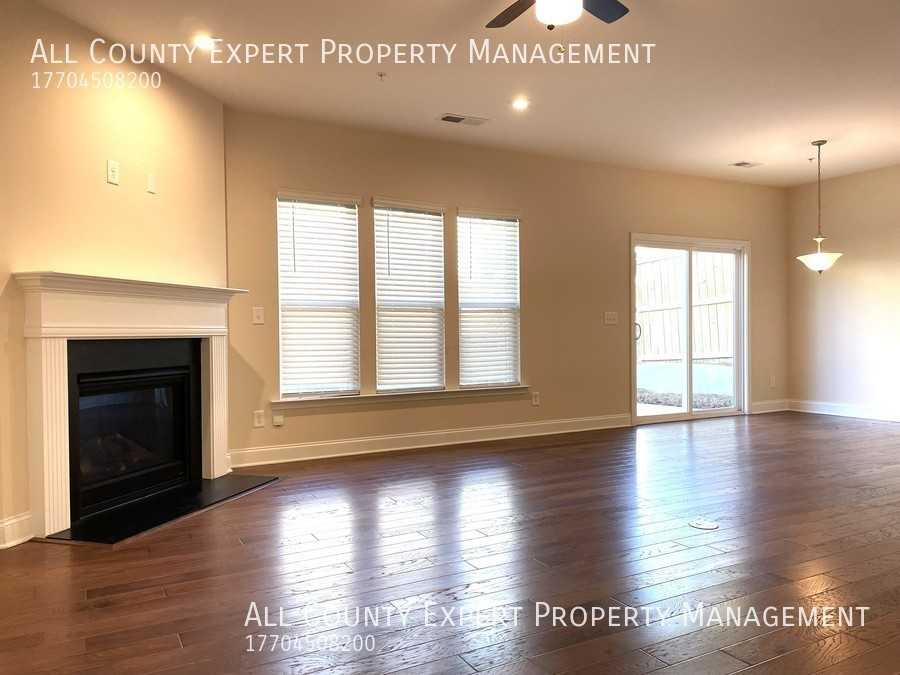 502 Cooper Ln - Photo 3 of 23