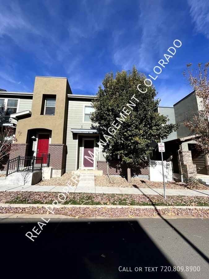 8469 Redpoint Way - Photo 2 of 25