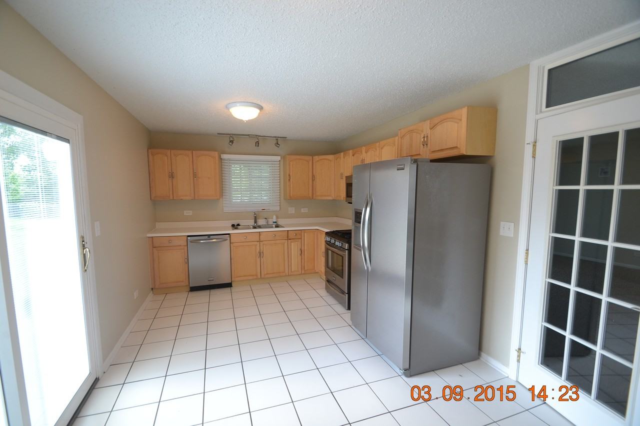 3000 Timber Hill Ct - Photo 3 of 5