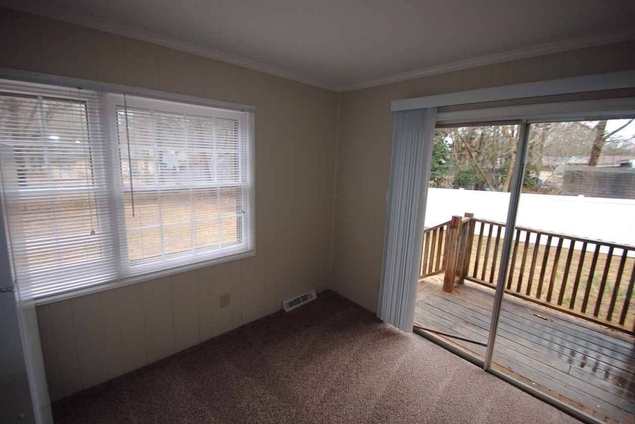 8711 Farmwood Ct - Photo 2 of 5