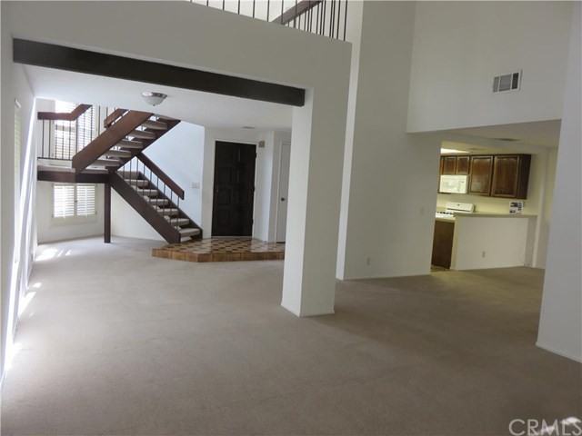 1421 Rust Ct - Photo 2 of 9